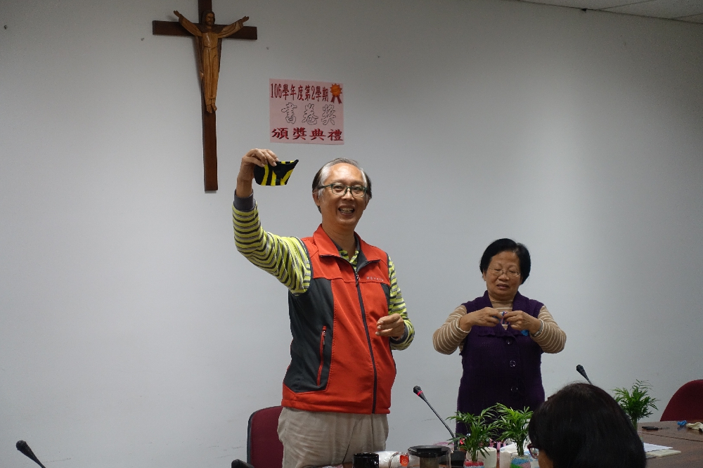 蔡昱宇教授講解